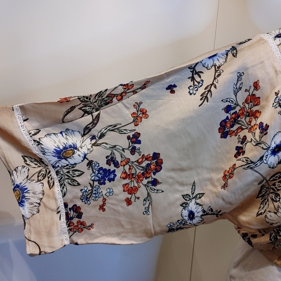 Floral cropped kimono - Picture 10 of 11